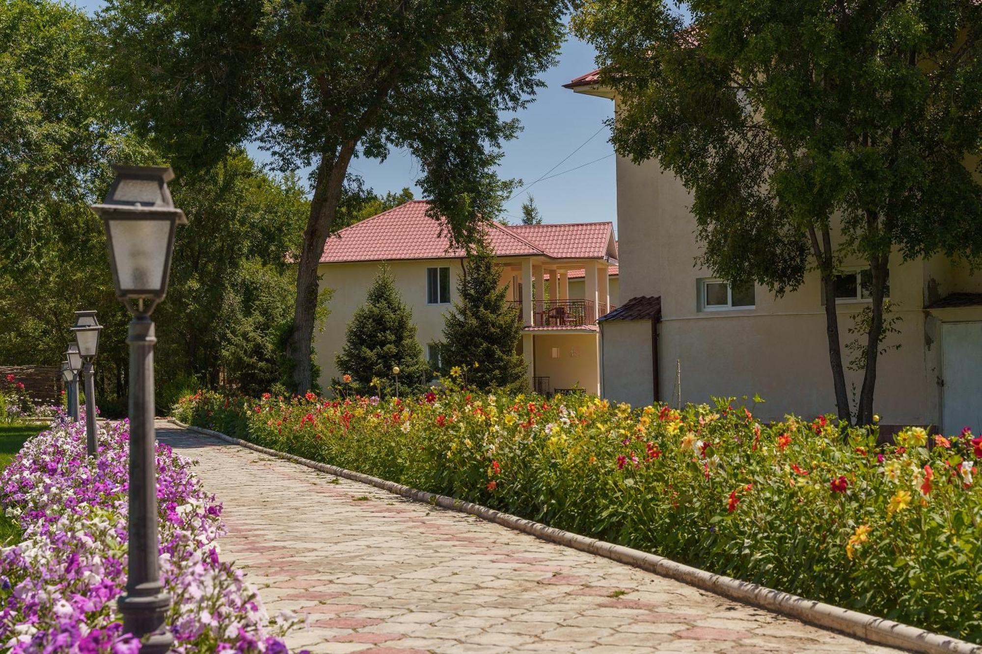 Talisman Village Hotel Bosteri Esterno foto
